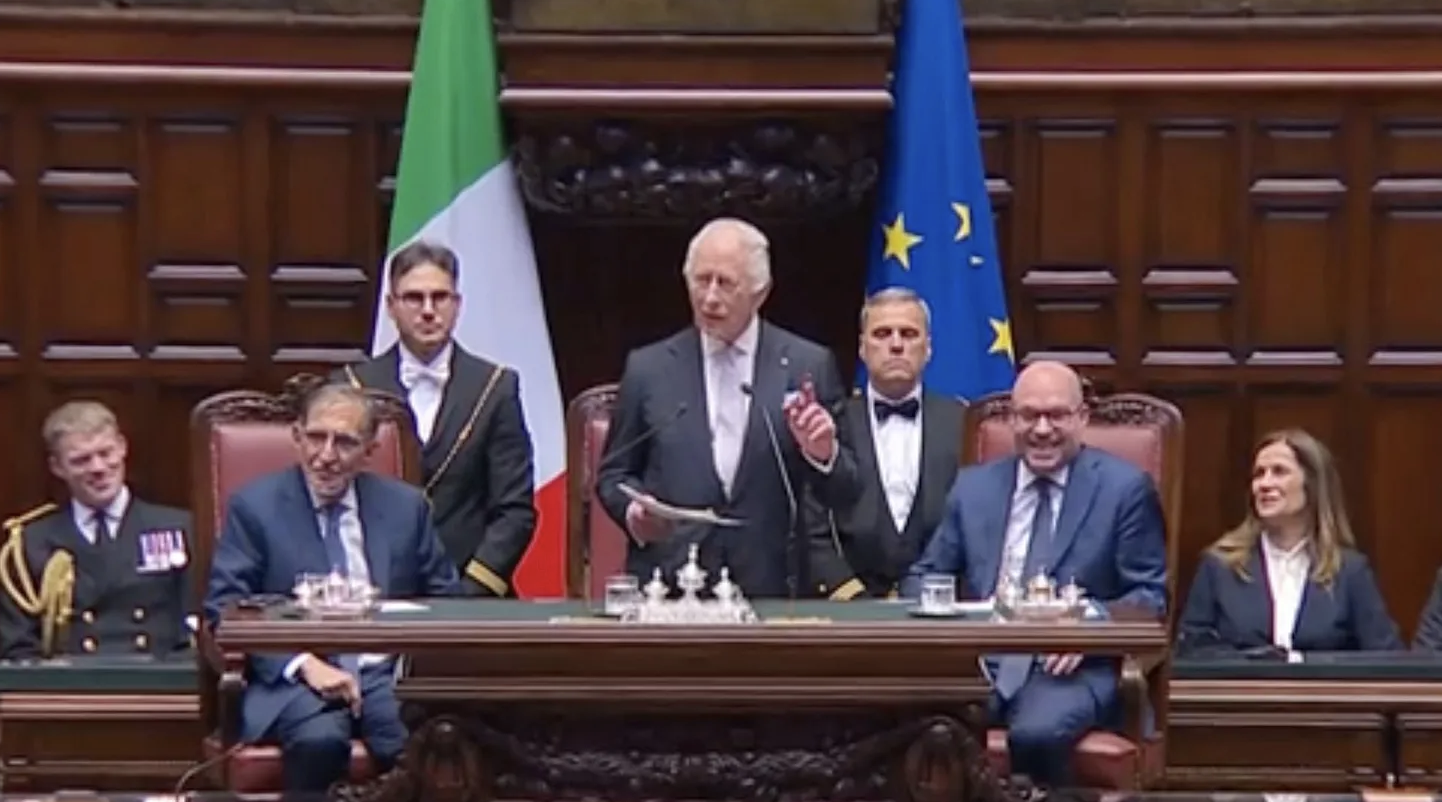 Il discorso di Re Carlo al Parlamento italiano
